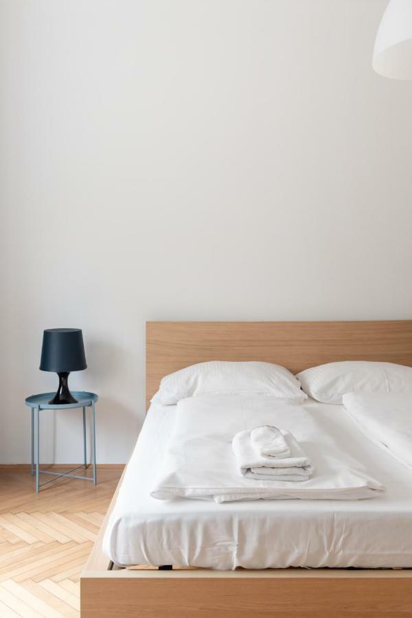 Universum Apartment 2 Vienna Exterior photo