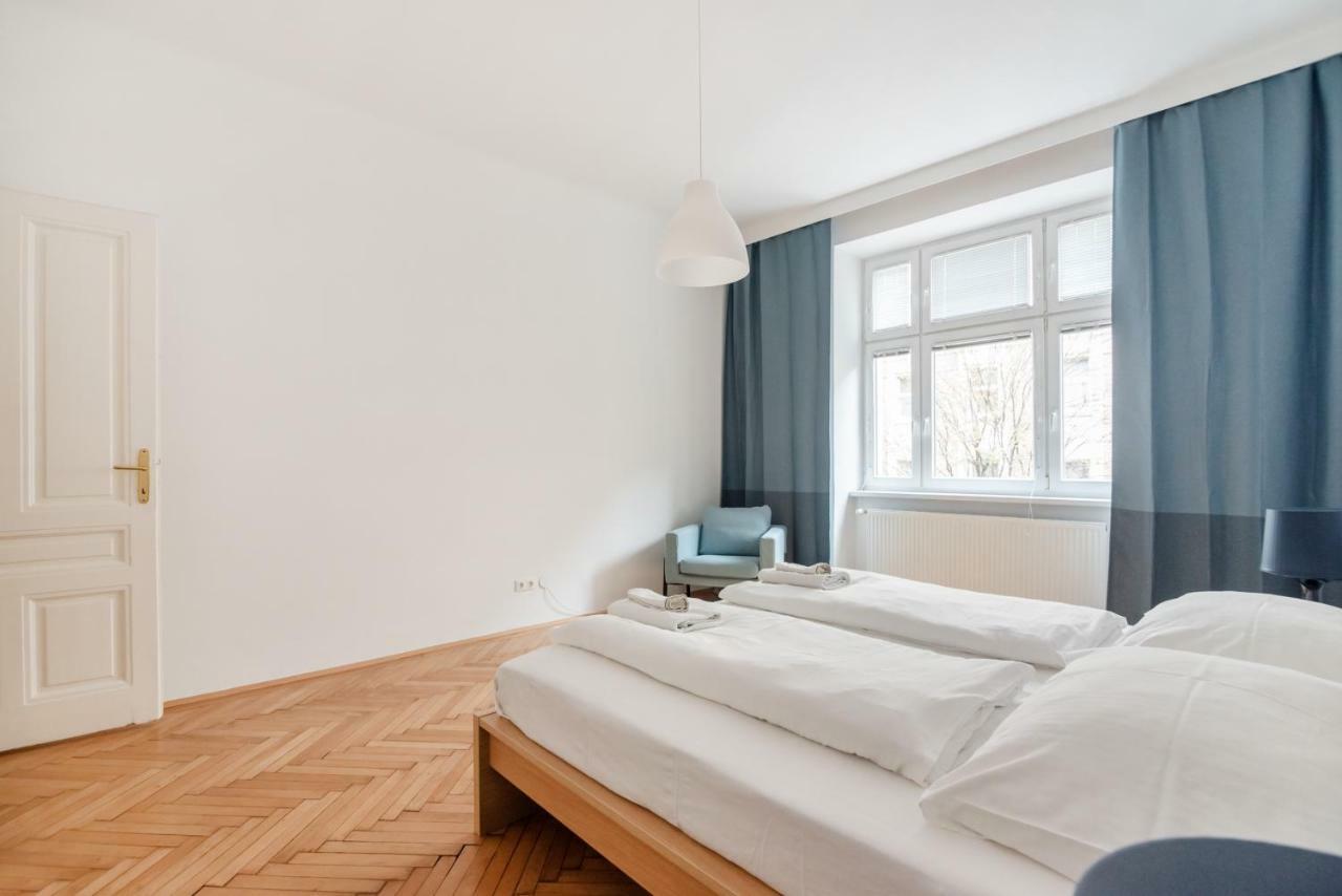 Universum Apartment 2 Vienna Exterior photo